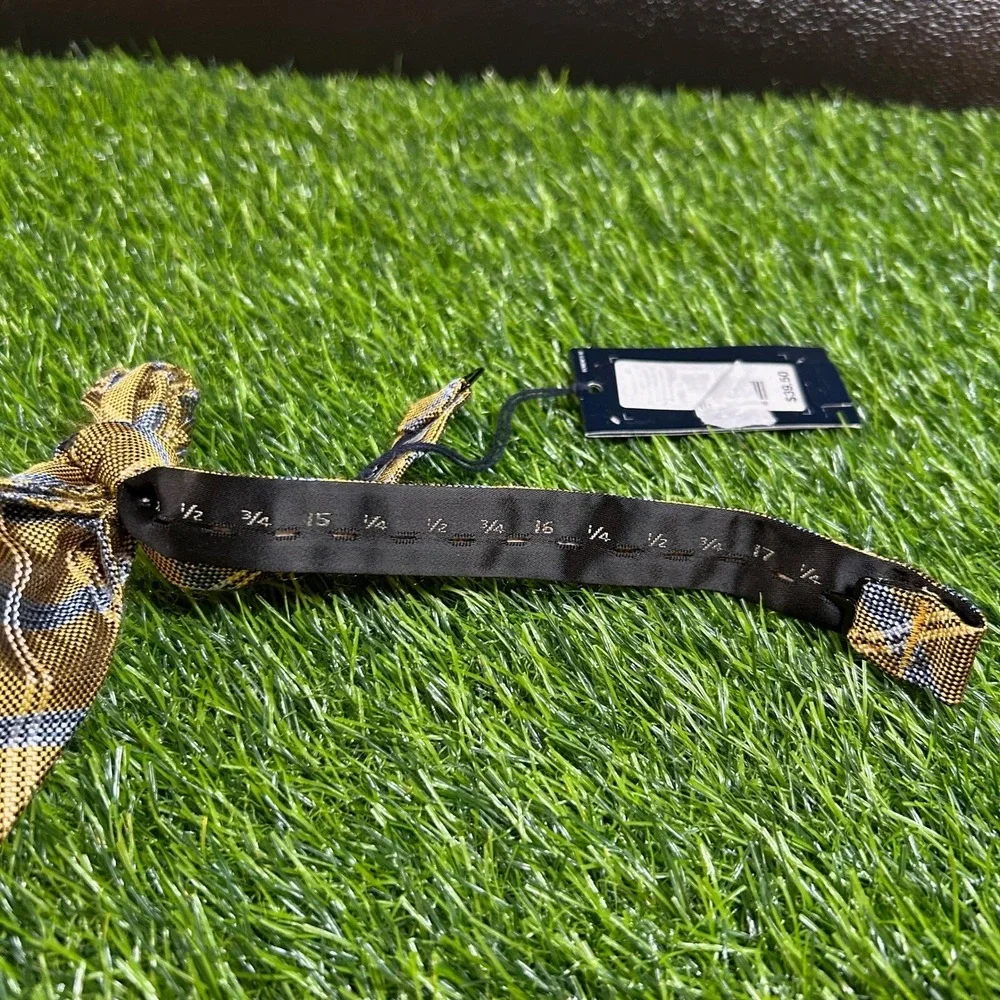 Cremieux Plaid Bow Tie Mens One Size Gold Blue Silk Adjustable Self Tie NWT